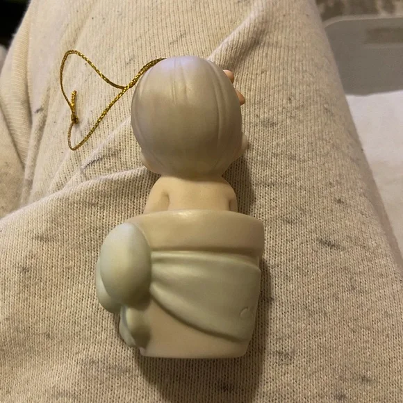 Baby’s 1st Christmas - 1997 - Picture 2 of 3